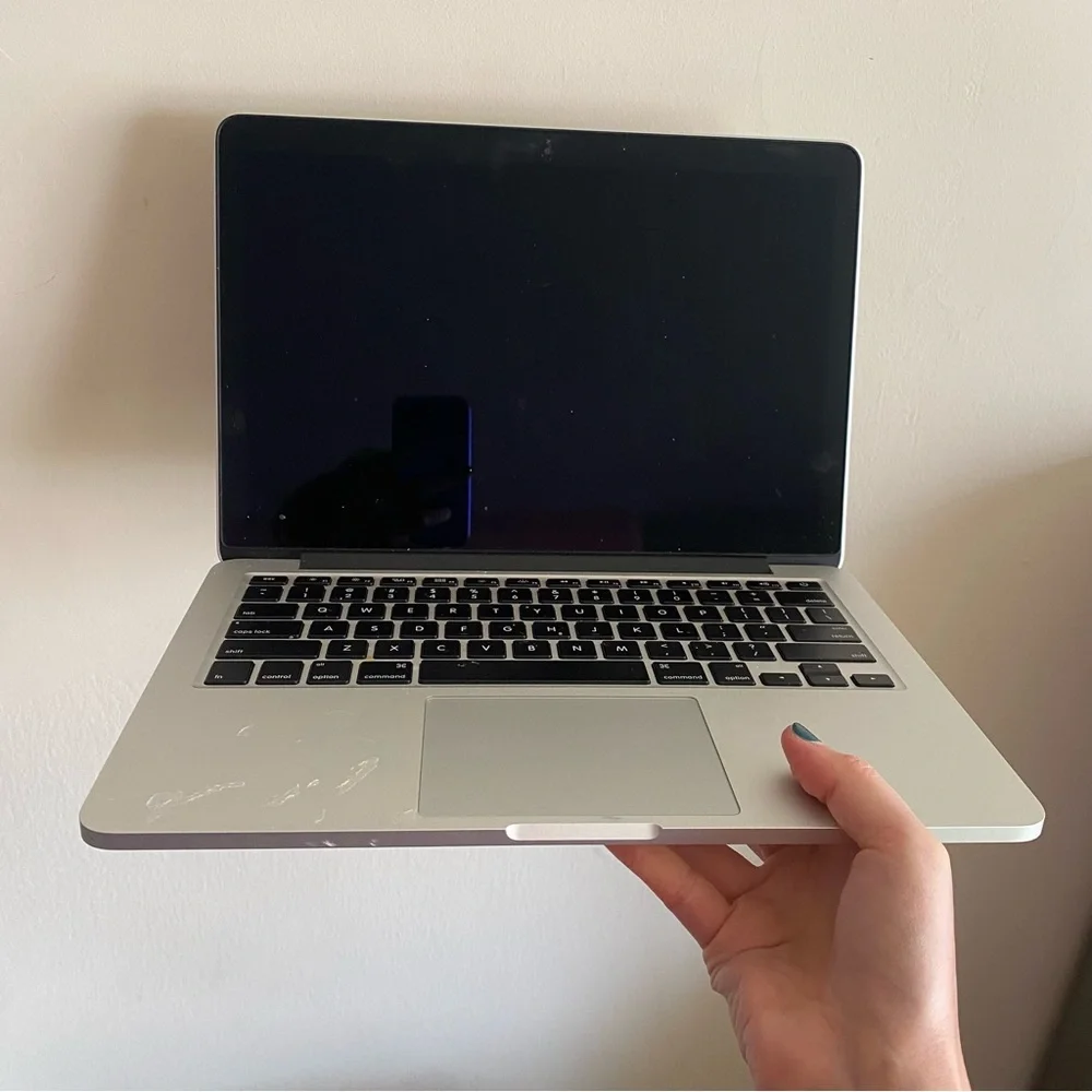 MacBook Pro Retina Silver Laptop from Mid-2014
